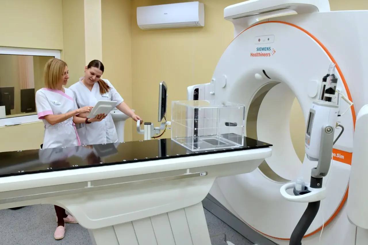 В Крымском республиканском онкоцентре заработал уникальный томограф