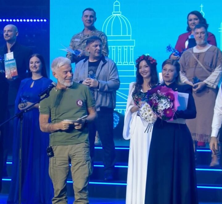 Бывшая сакчанка победила в конкурсе патриотической песни