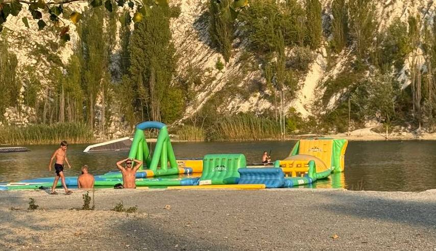 Берегите себя и своих детей: в Бахчисарайском районе обнаружили опасные для жизни аттракционы