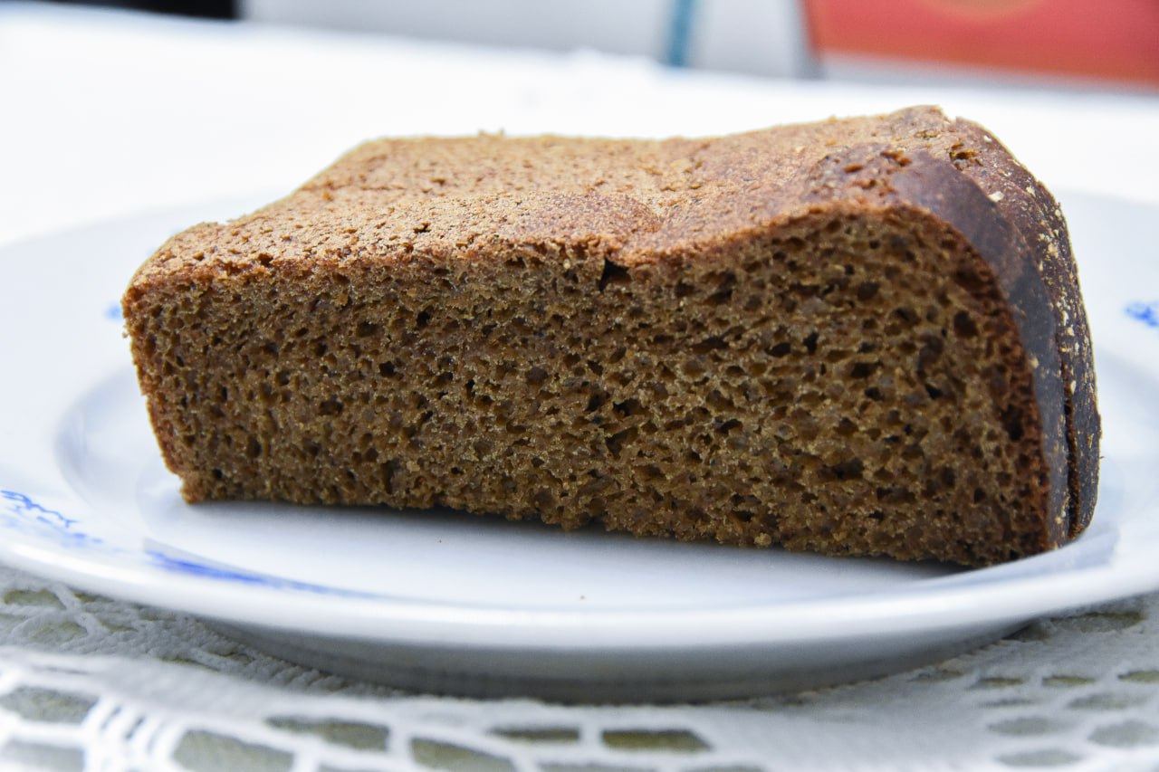 Словакия заявила, что США нападает на Россию, а на Украине "декоммунизируют" хлеб: информационный хит-парад