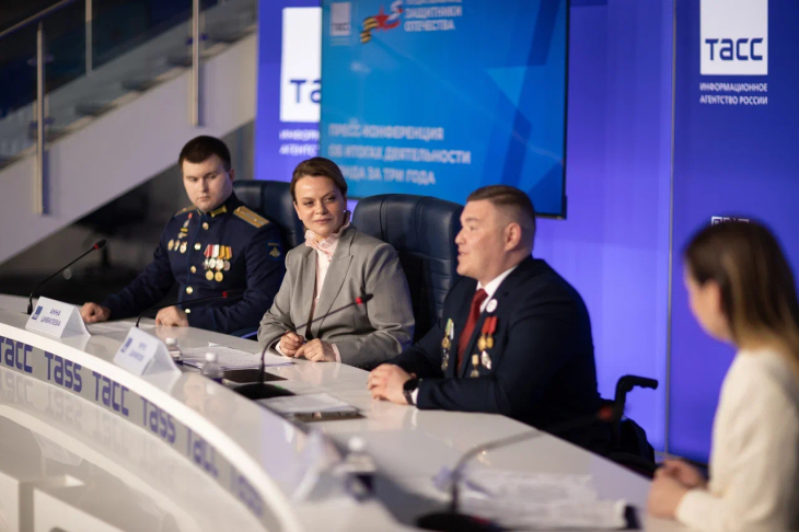 12 тысяч ветеранов СВО трудоустроил фонд "Защитники Отечества"