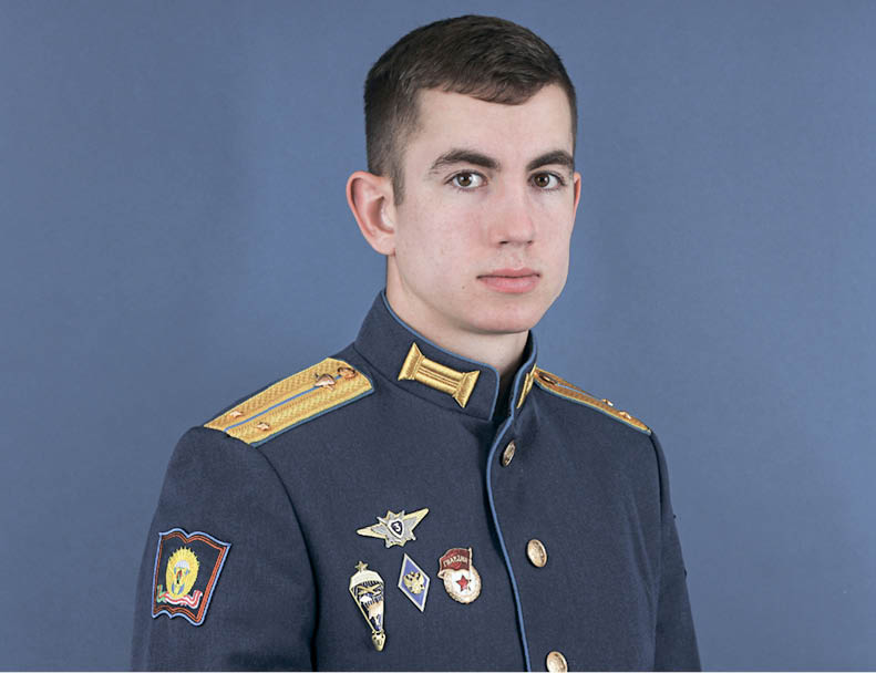 Как вчерашние мальчики становятся защитниками своей Родины