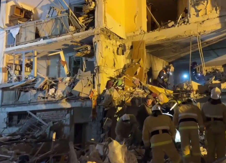 В Севастополе произошёл взрыв в многоквартирном доме, есть погибшие: что известно на данный момент