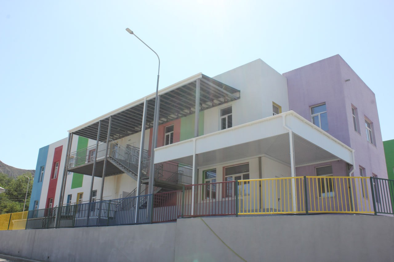 Реконструкция детского сада в Орджоникидзе завершена на 96%