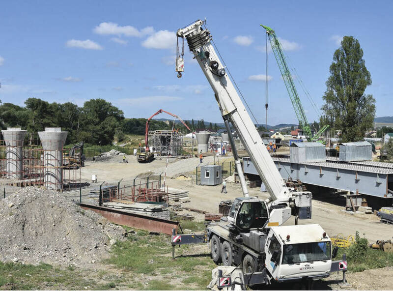 За десять лет в экономику Крыма было вложено 2 трлн рублей