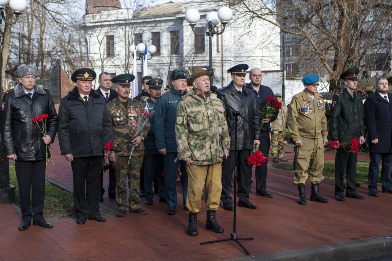 В Симферополе почти память россиян, исполнявших служебный долг за пределами Отечества