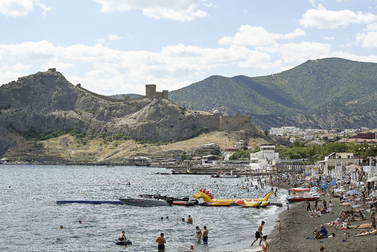 В Крыму с начала года отдохнуло свыше 5,3 млн человек