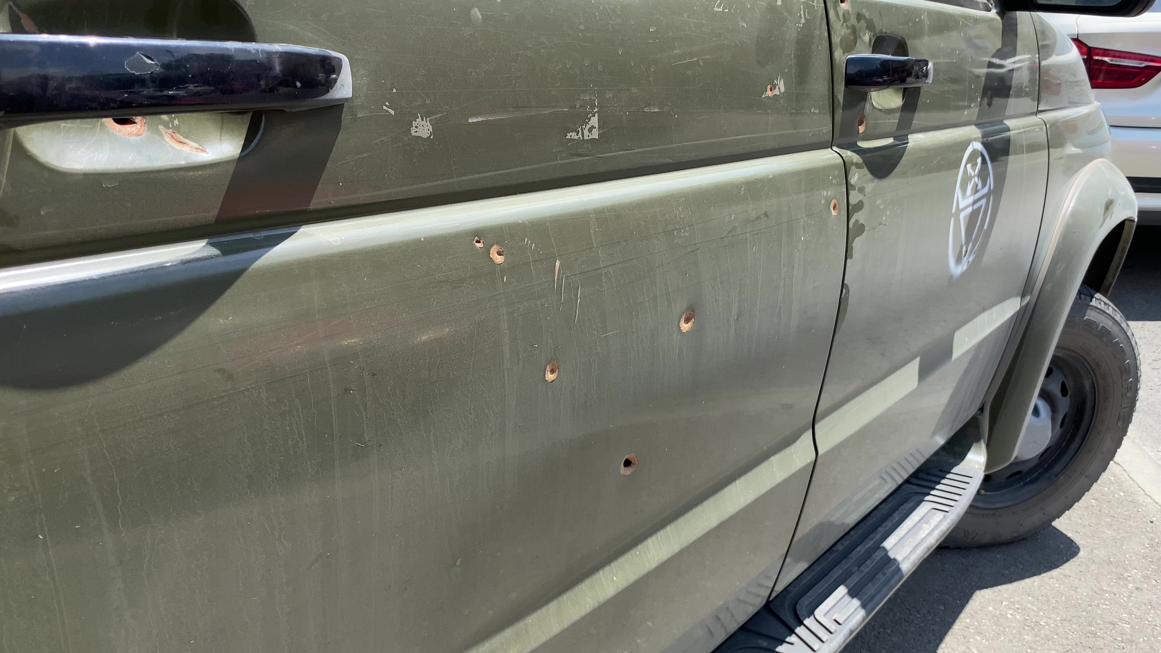 В Крыму «прокачали» обстрелянный на фронте спецтранспорт 