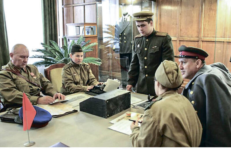 По следам прошлого: в Ливадийском дворце состоялась реконструкция Ялтинской конференции