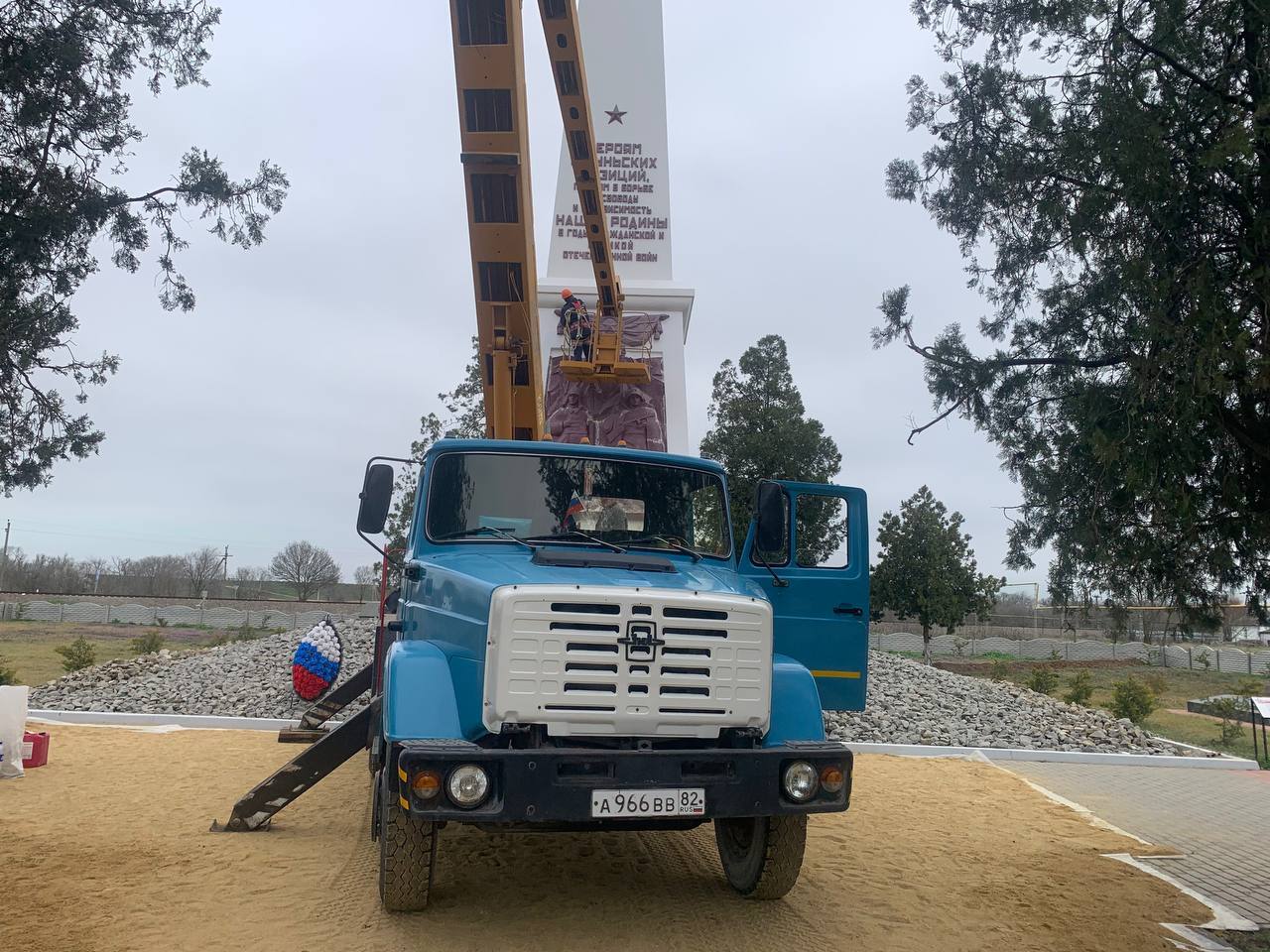 В Красноперекопском районе восстановили памятник на братской могиле героев Великой Отечественной войны