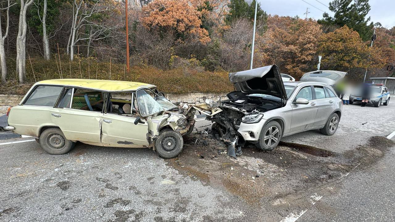 На трассе Ялта-Севастополь произошло смертельное ДТП