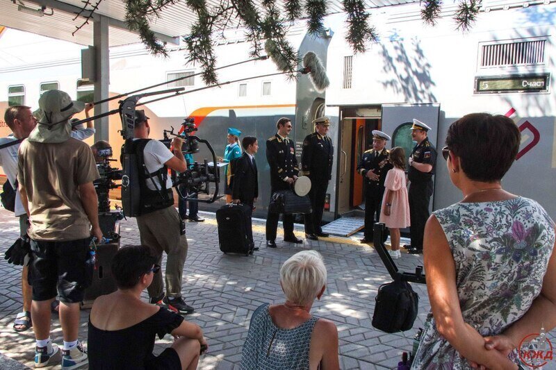 На ж/д вокзале Симферополя сняли эпизод фильма Сергея Жигунова