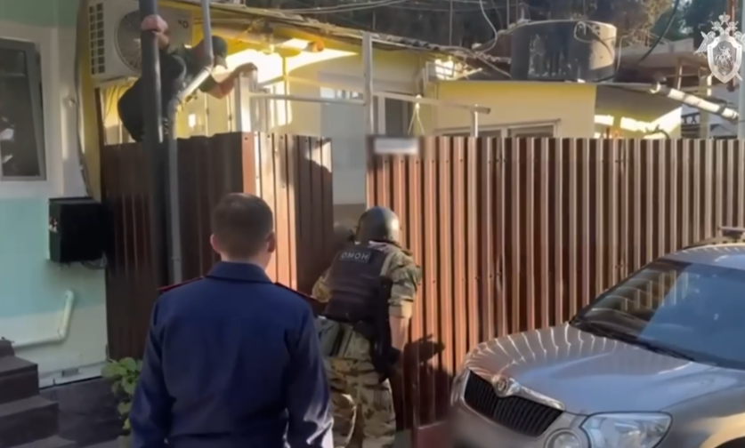 Трое крымчан сядут на скамью подсудимых за организацию ячейки запрещённой религиозной организации