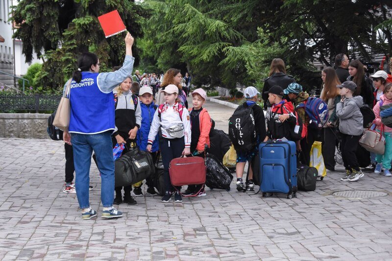 Более 500 детей из Белгородской области прибыли в Крым на отдых 