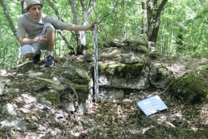 Под Севастополем археологи нашли древнюю византийскую крепость 