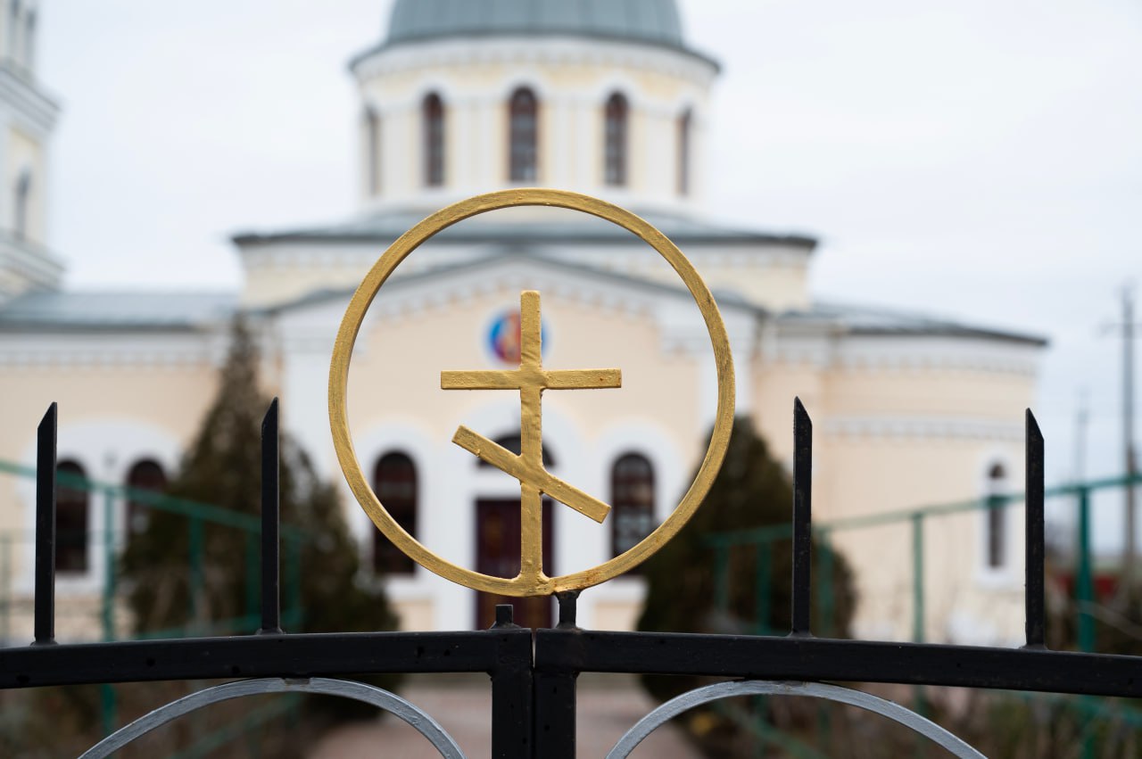 «Это не наш праздник»: что говорят представители христианских конфессий о «Дне Святого Валентина»