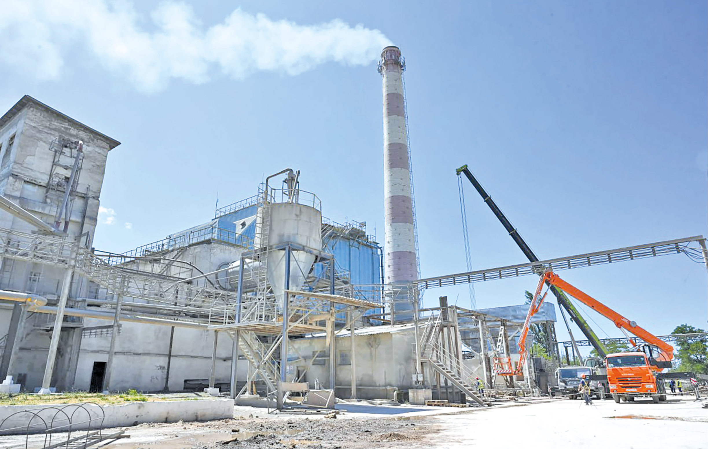 Новые заводы, роботы и подъёмные до 300 тысяч: где в Крыму ждут молодых специалистов