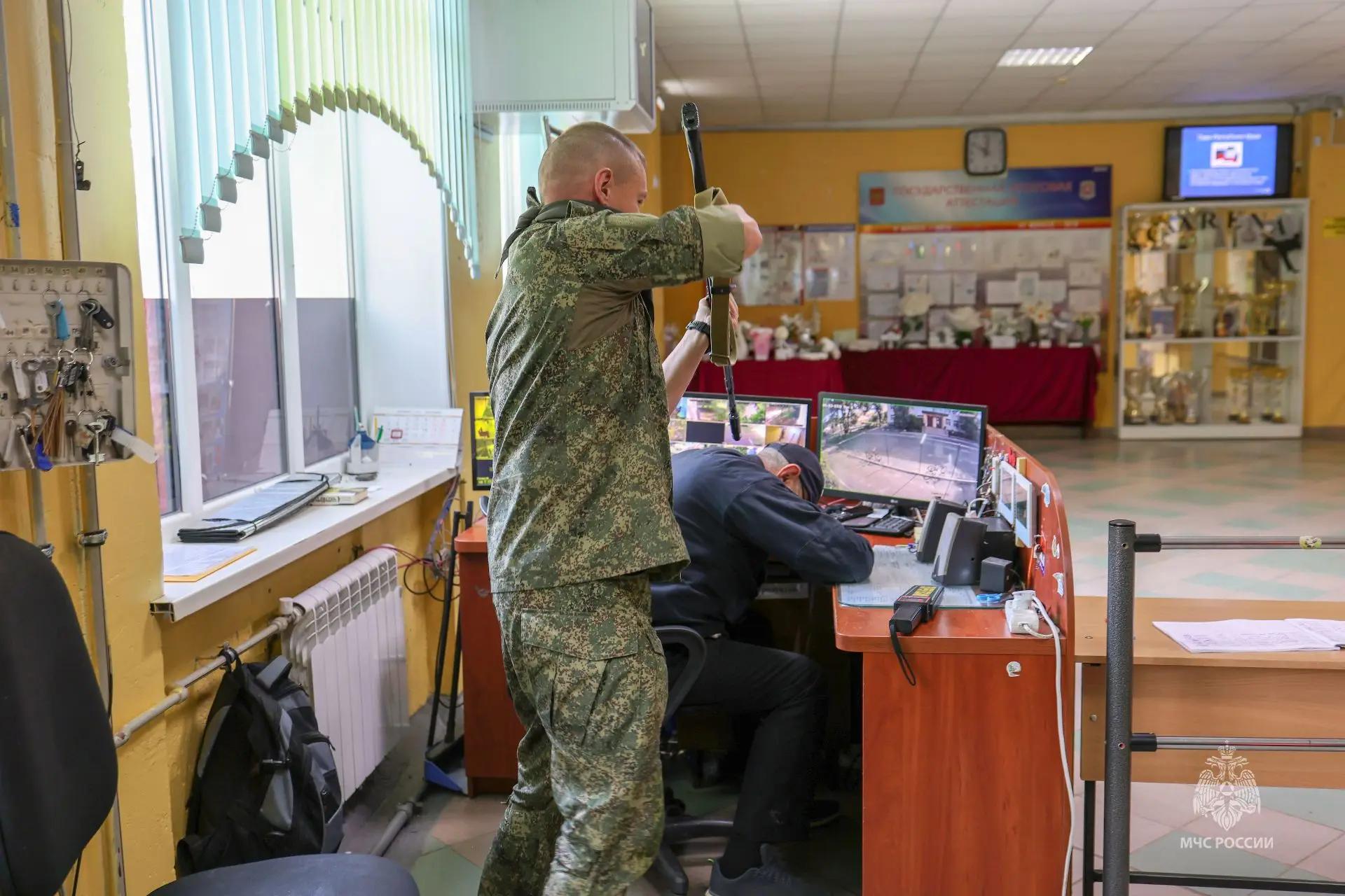 В школах Крыма прошли всероссийские антитеррористические учения