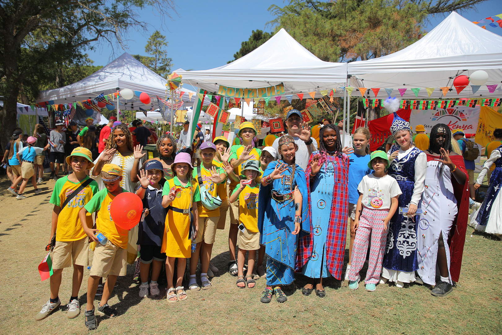 В "Артеке" прошёл фестиваль национальных культур «Язык мира – язык дружбы»