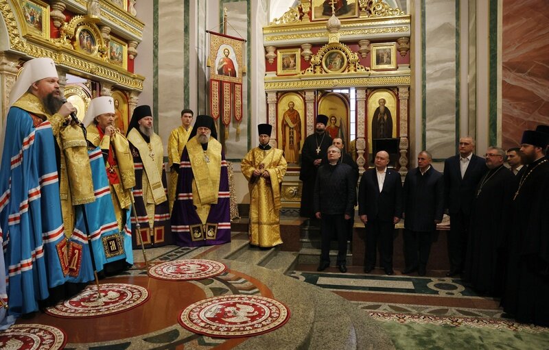 Митрополита Лазаря наградили орденом Александра Невского