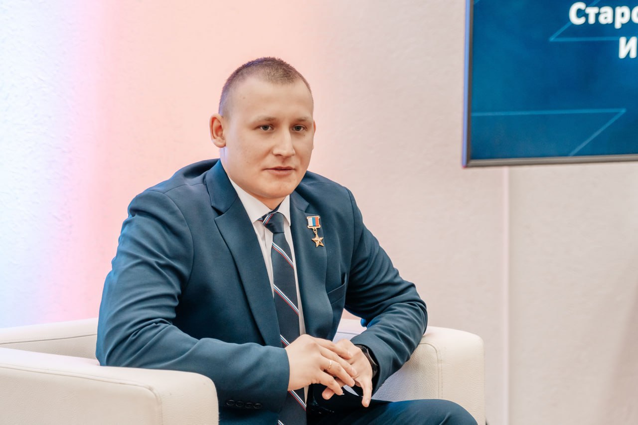 Сейчас важно проявить упорство: Герой России Антон Старостин дал рекомендации участникам программы «Герои Крыма»