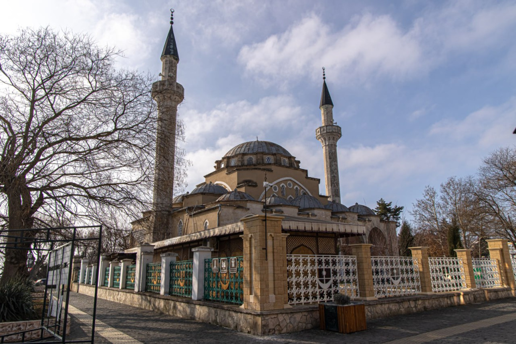 Депутат Госсовета Крыма прокомментировал ситуацию вокруг мечети Хан-Джами в Евпатории