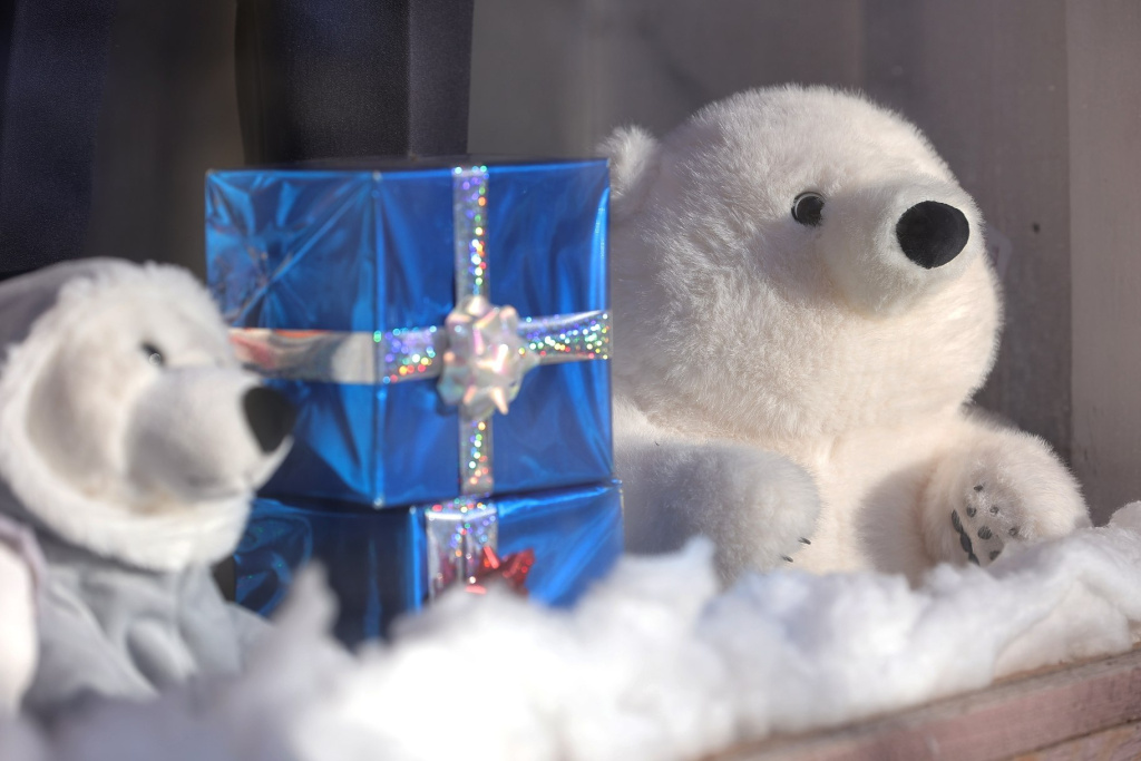 Крымчане назвали самые желанные подарки на Новый год 