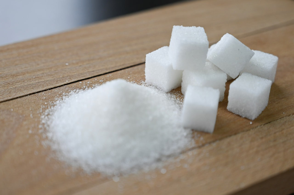 Сладкая обманка: какие заменители сахара могут быть опасны и мешают похудеть