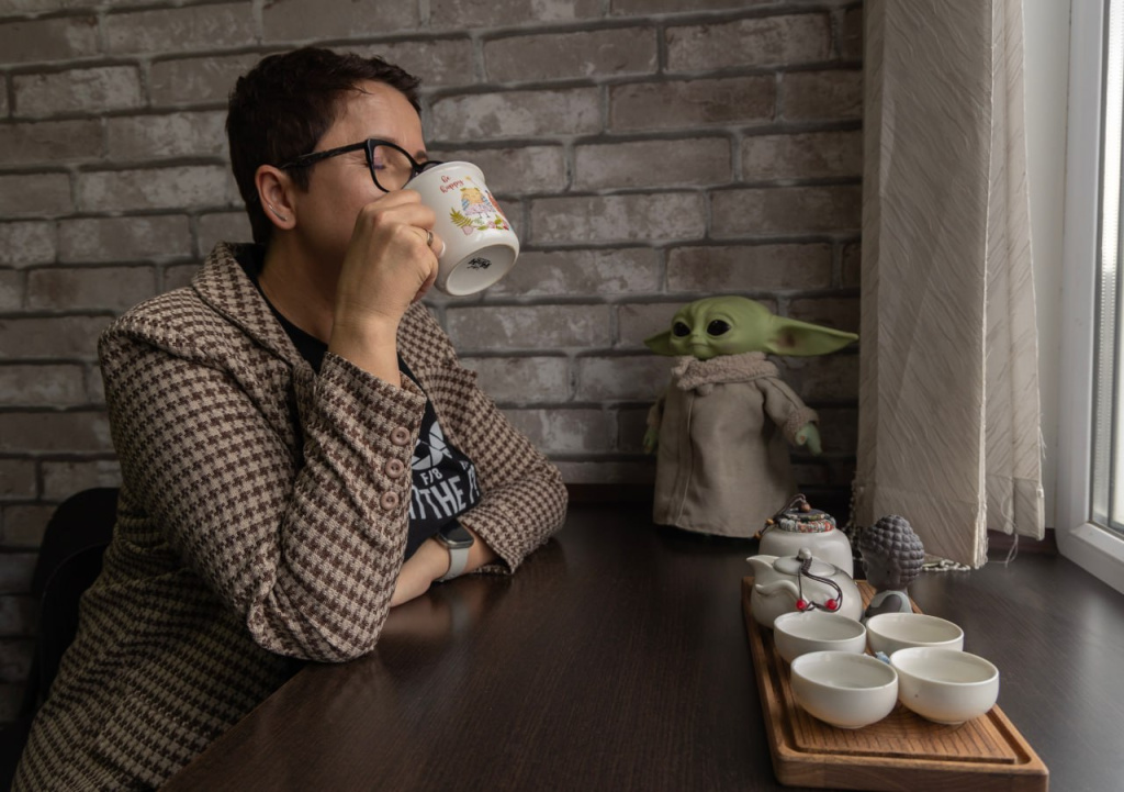 Врач рассказала, почему крепкий чай может быть опасен для здоровья