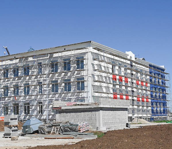 В Крыму необходимо построить около 20 школ, чтобы избавиться от обучения во вторую смену