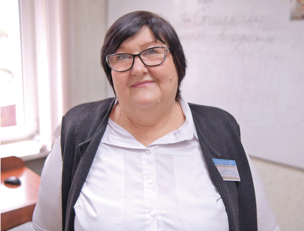 Елена Навроцкая 06-2.jpg