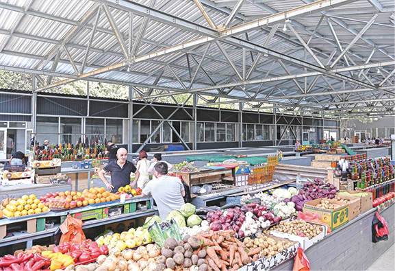 Гала Амарандо овощной рынок Ялта