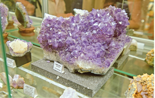 Евгений Летов, Михаил Гладчук самоцвет.jpg