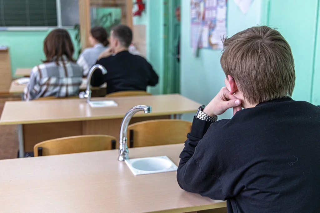 С чем пустят на ЕГЭ: какие предметы могут лежать на парте во время экзамена