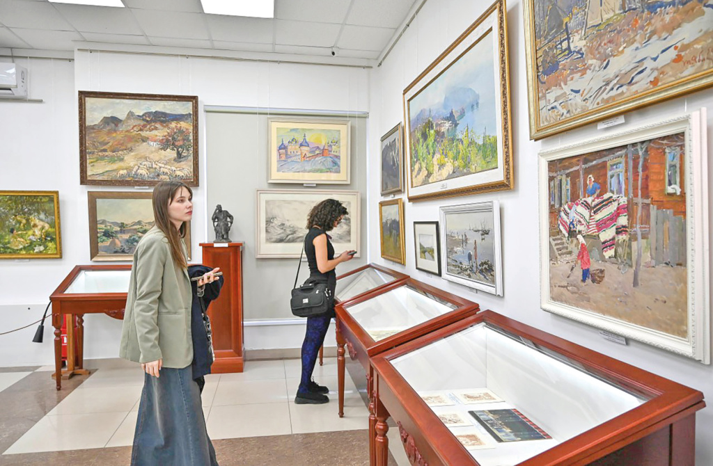 Гала АМАРАНДО Гала АМАРАНДО