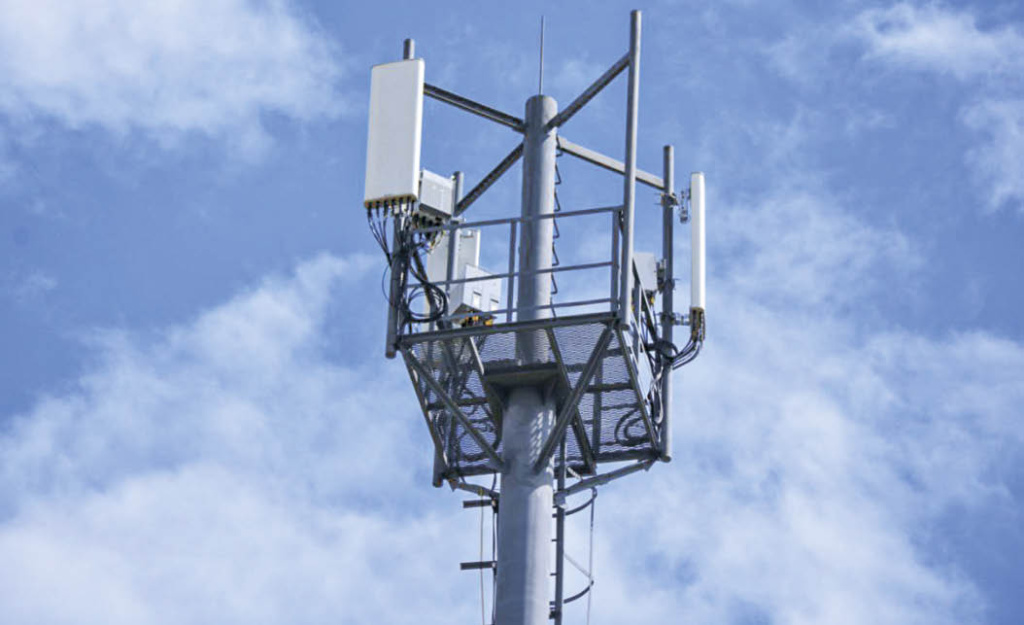 В Крыму завершается строительство 23 антенно-мачтовых сооружений