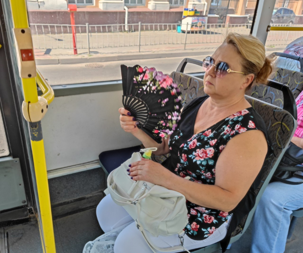 Из-за чего люди теряют сознание в душном помещении и опасно ли состояние гипноза: рубрика интересных фактоов