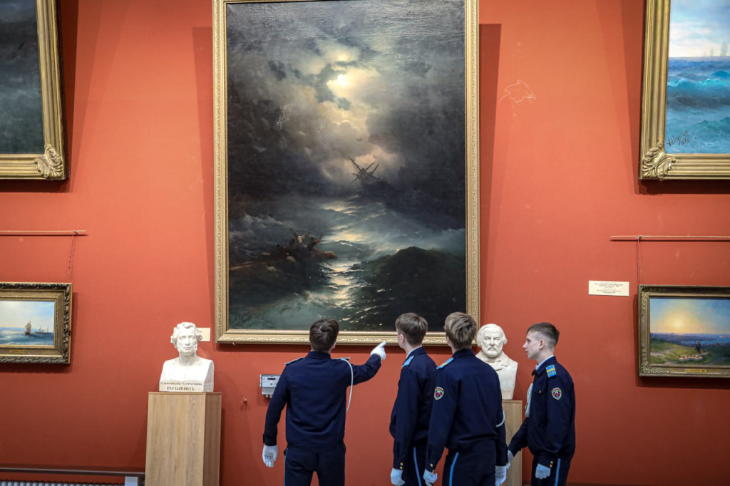 Живопись, дворцы и 10 негритят: что посетить на каникулах по Пушкинской карте