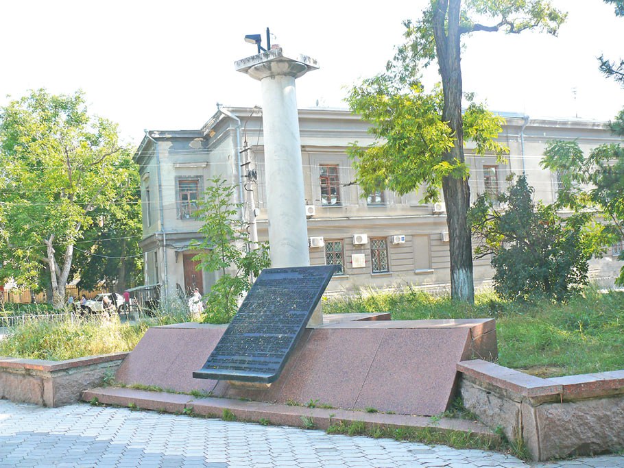 Кирилл БЕЛОЗЁРОВ Кирилл БЕЛОЗЁРОВ