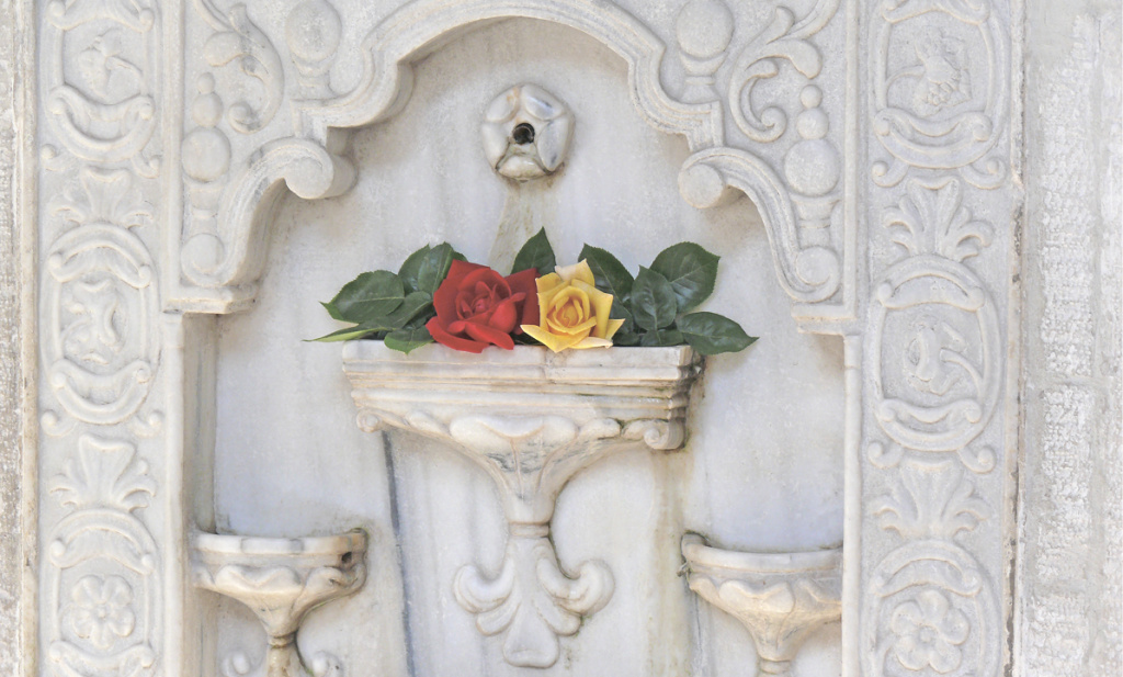 «Фонтан слёз» Бахчисарайского дворца – легенда, отражённая в воде и мраморе. Фото: Кирилл Белозёров 22-2.jpg