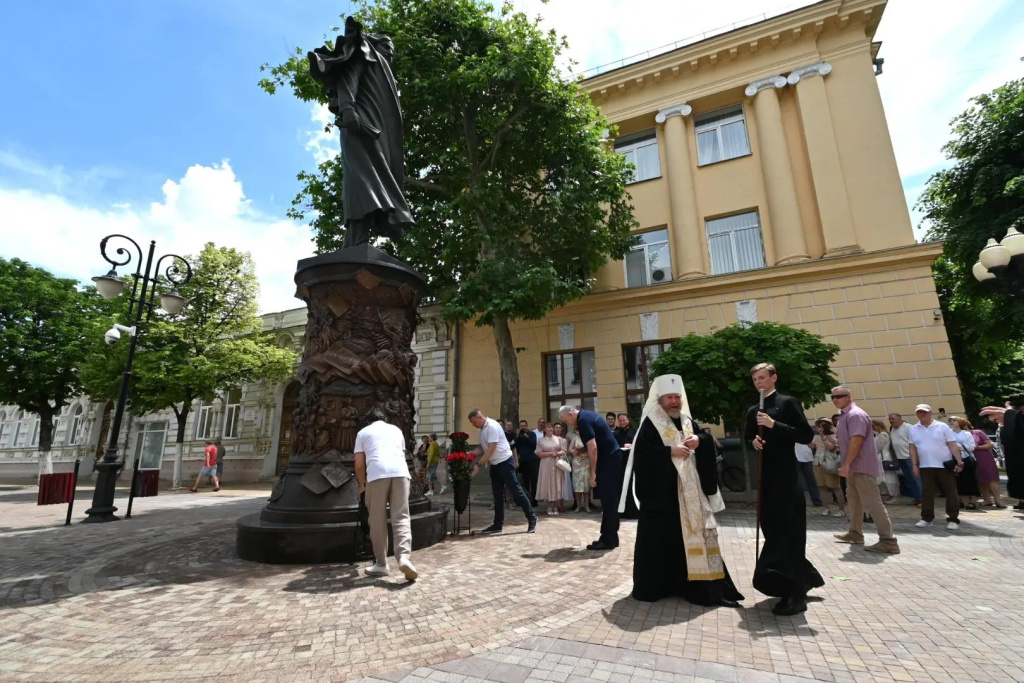 Гала АМАРАНДО Гала АМАРАНДО